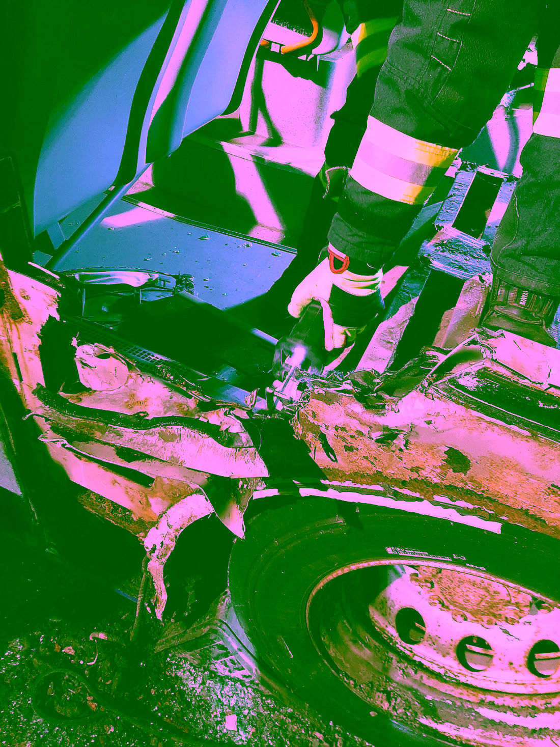 2022.11.09 Menschenrettung bei einem Bus-Unfall 08