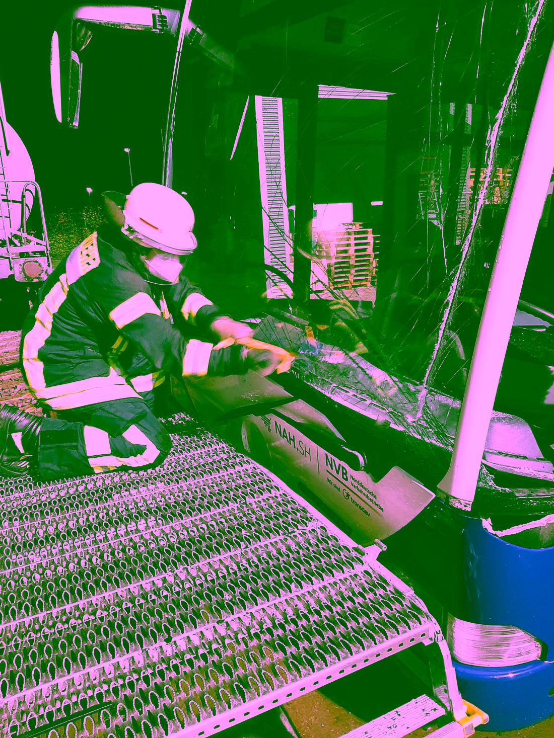 2022.11.09 Menschenrettung bei einem Bus-Unfall 09