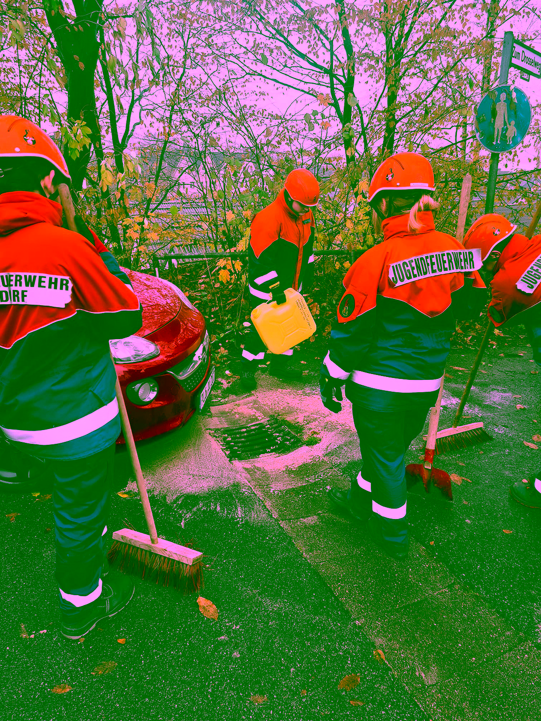 2022.11.26 Einsatz Hans-Gloede-Weg – Ölspur 03